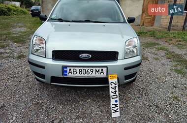 Хетчбек Ford Fusion 2003 в Ямполі