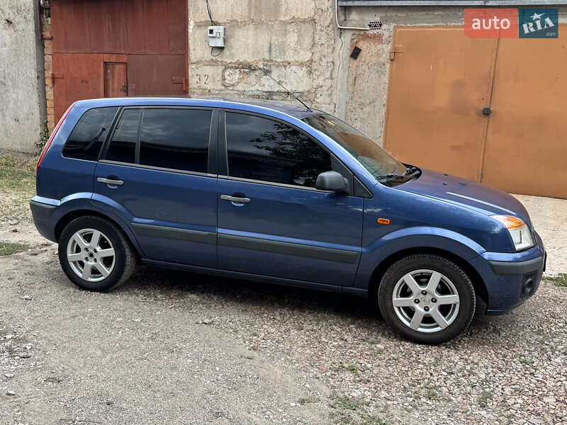 Хетчбек Ford Fusion 2006 в Кривому Розі