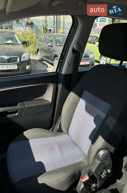 Хетчбек Ford Fusion 2009 в 