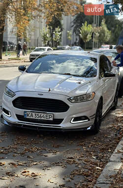 Седан Ford Fusion 2015 в Киеве