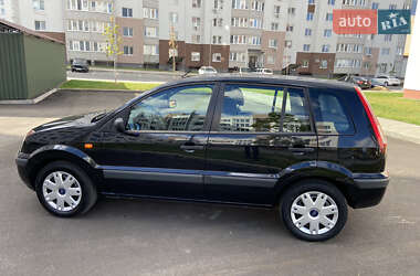 Хетчбек Ford Fusion 2005 в 