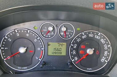 Хетчбек Ford Fusion 2005 в 