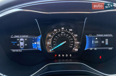 Седан Ford Fusion 2014 в 