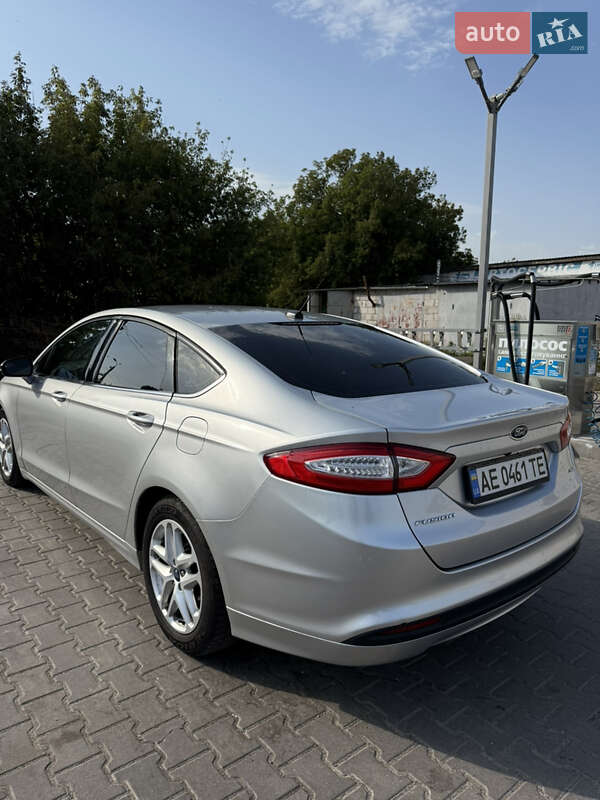 Седан Ford Fusion 2015 в Житомире