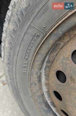 Хэтчбек Ford Fusion 2011 в 