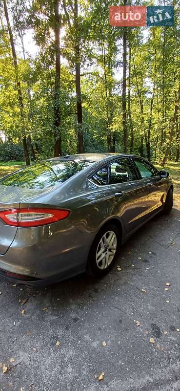 Седан Ford Fusion 2014 в Боярці