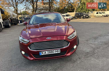 Седан Ford Fusion 2013 в 