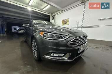 Седан Ford Fusion 2018 в 
