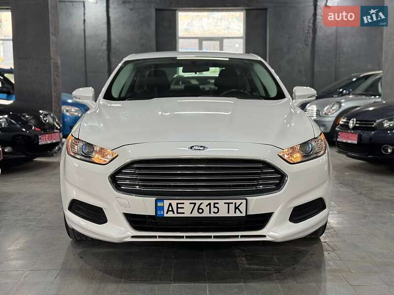 Ford Fusion 2015