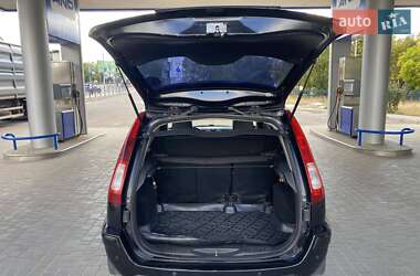 Хэтчбек Ford Fusion 2011 в 