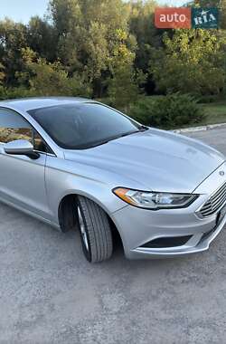 Седан Ford Fusion 2016 в 