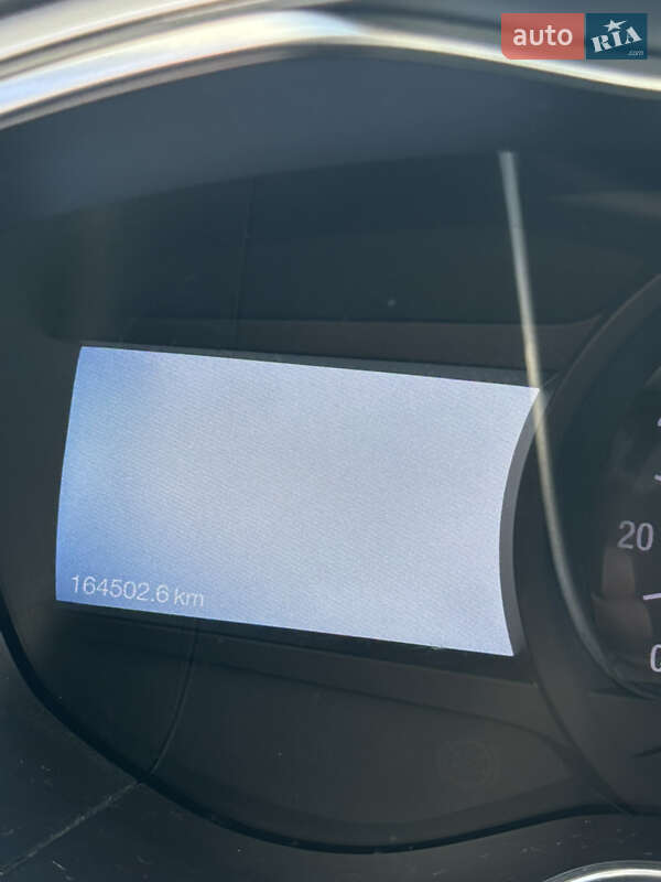 Седан Ford Fusion 2013 в Львові