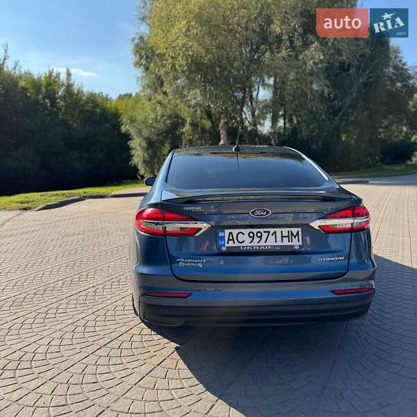 Седан Ford Fusion 2018 в Луцьку