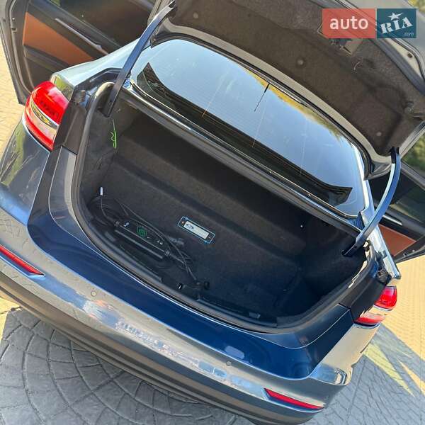 Седан Ford Fusion 2018 в Луцьку