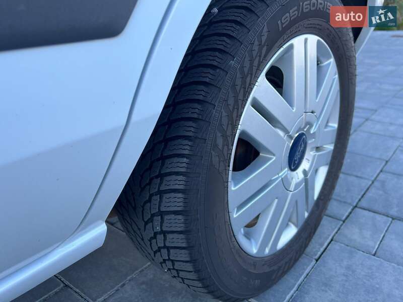 Хэтчбек Ford Fusion 2009 в Киеве фото 29 Хэтчбек Ford Fusion 2009 в Киеве