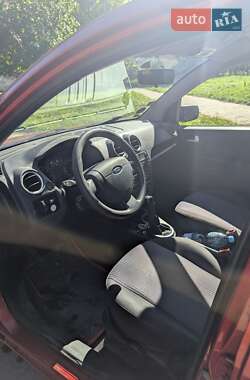 Хэтчбек Ford Fusion 2006 в 