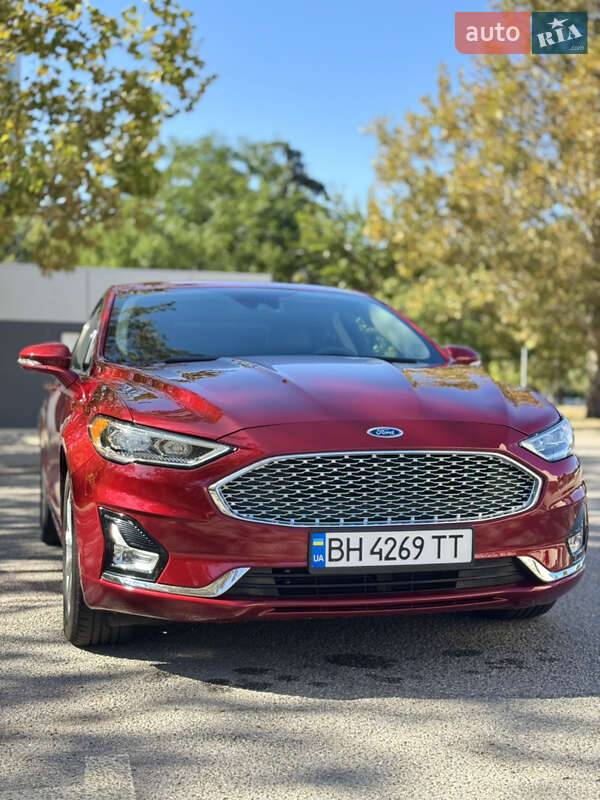 Седан Ford Fusion 2019 в Одессе