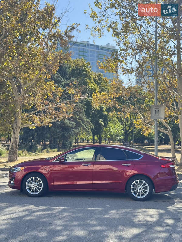 Седан Ford Fusion 2019 в Одессе