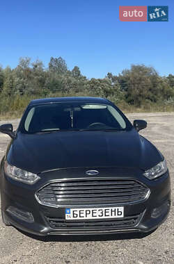 Седан Ford Fusion 2014 в 