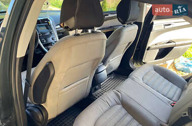 Седан Ford Fusion 2014 в 