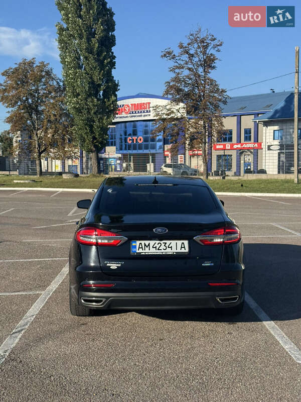 Седан Ford Fusion 2019 в Житомире