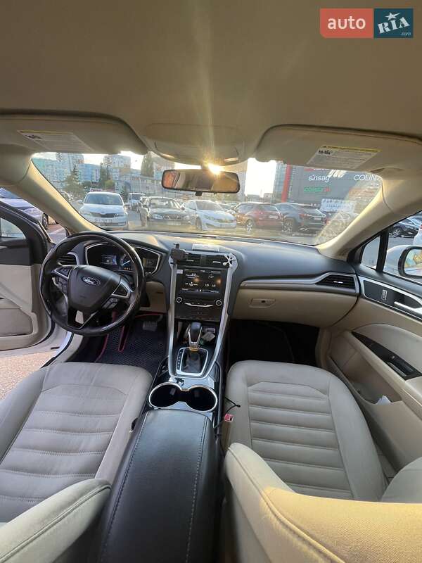 Седан Ford Fusion 2014 в Харькове