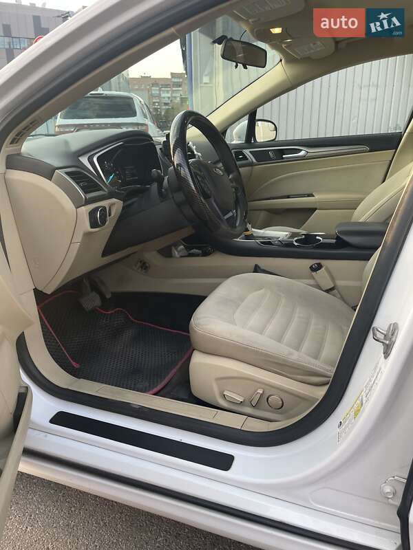 Седан Ford Fusion 2014 в Харькове