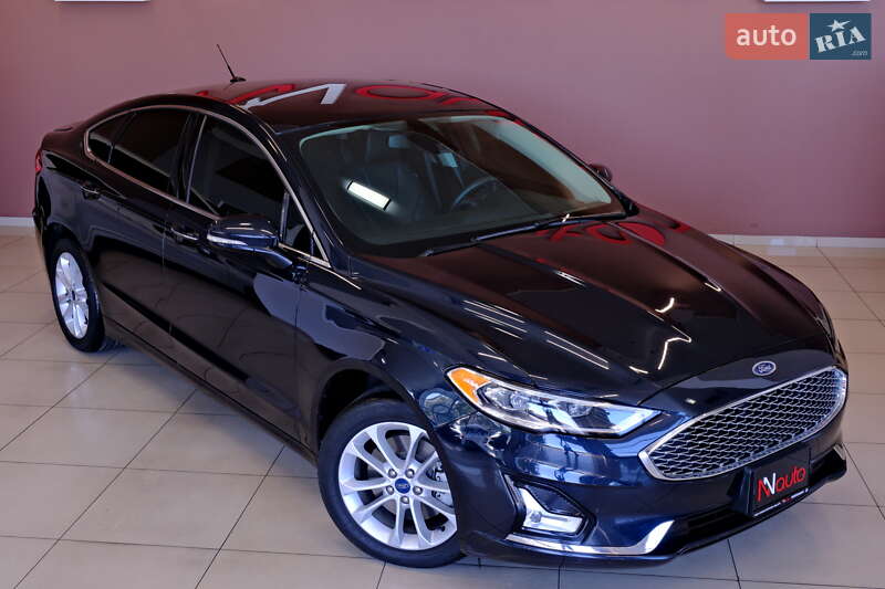 Седан Ford Fusion 2020 в Одесі