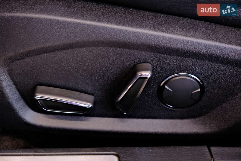 Седан Ford Fusion 2020 в Одесі