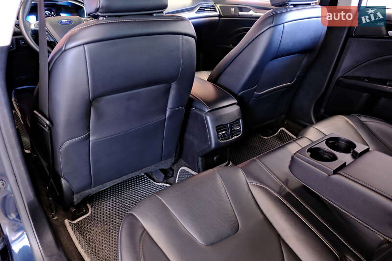 Седан Ford Fusion 2020 в Одесі