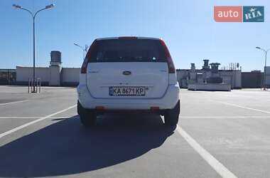 Хетчбек Ford Fusion 2010 в 
