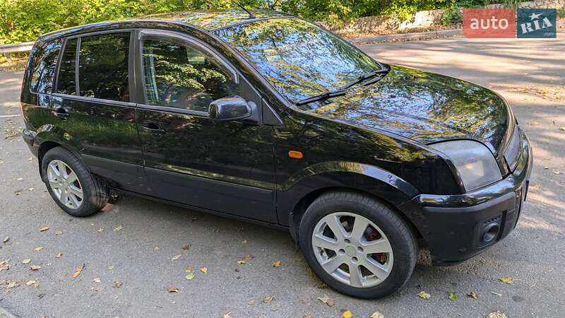 Хэтчбек Ford Fusion 2008 в Тернополе