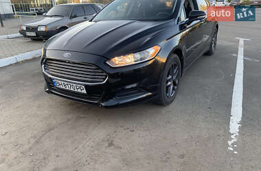Седан Ford Fusion 2014 в 