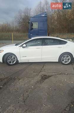 Седан Ford Fusion 2018 в Киеве