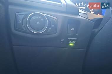 Седан Ford Fusion 2014 в 