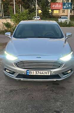 Седан Ford Fusion 2018 в 