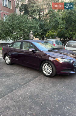 Седан Ford Fusion 2013 в 