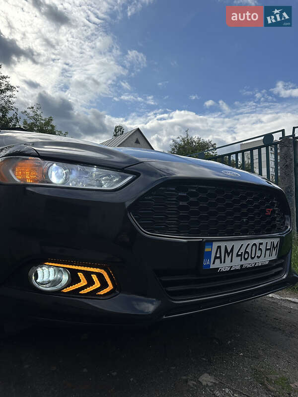 Седан Ford Fusion 2014 в Житомире