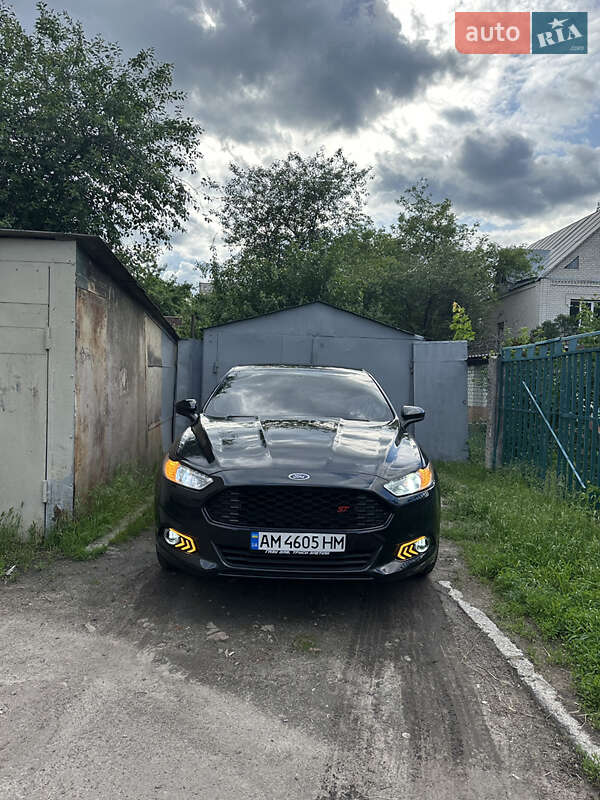 Седан Ford Fusion 2014 в Житомире