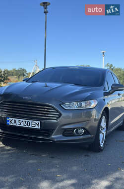 Седан Ford Fusion 2014 в 