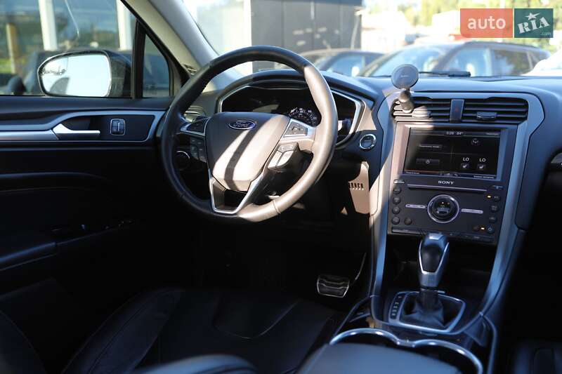 Седан Ford Fusion 2016 в Харкові