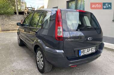 Хэтчбек Ford Fusion 2008 в 