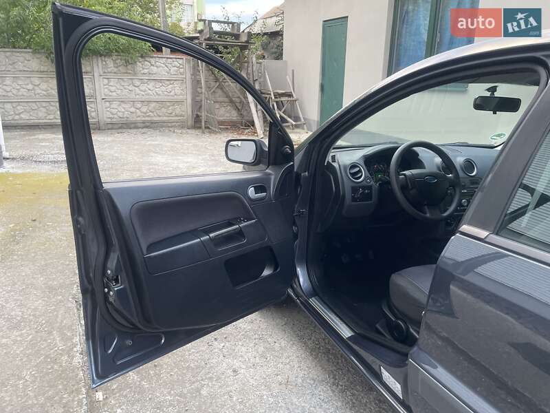Хетчбек Ford Fusion 2008 в Вінниці