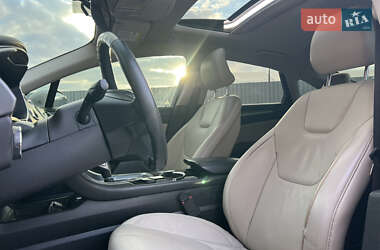 Седан Ford Fusion 2014 в 