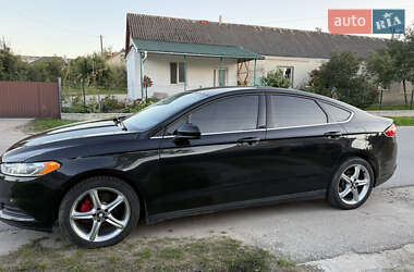 Седан Ford Fusion 2013 в 
