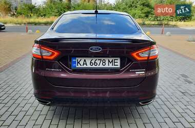 Седан Ford Fusion 2013 в 
