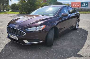 Седан Ford Fusion 2016 в 