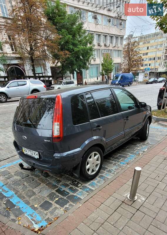 Хетчбек Ford Fusion 2010 в Києві