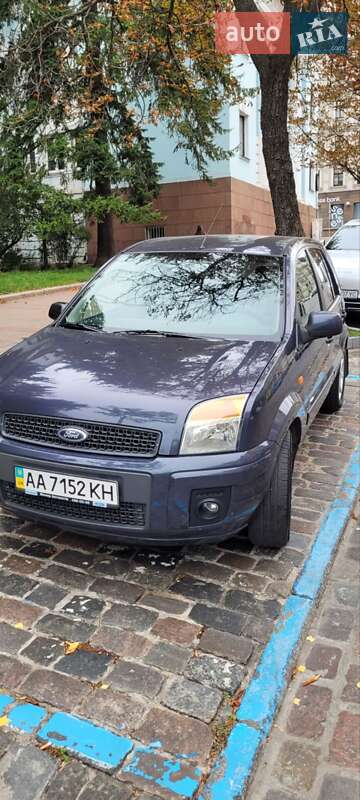 Хетчбек Ford Fusion 2010 в Києві