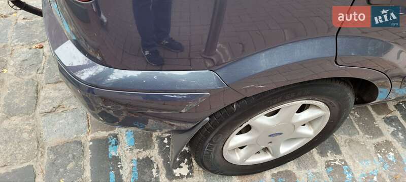 Хетчбек Ford Fusion 2010 в Києві